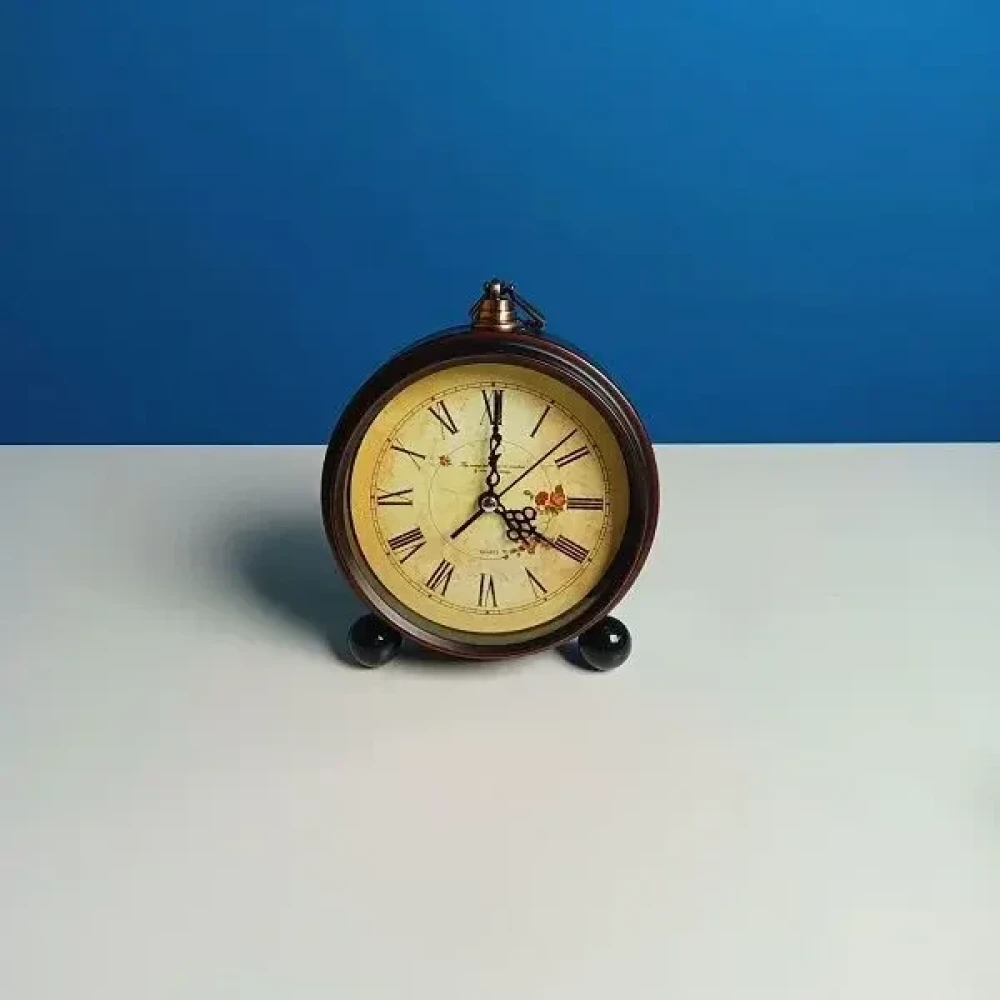 Retro Silent Non Ticking Desktop Alarm Clock